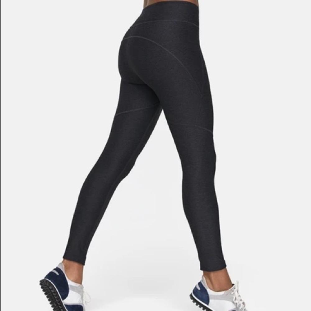 Outdoor Voices warmup 7/8 black leggings size S